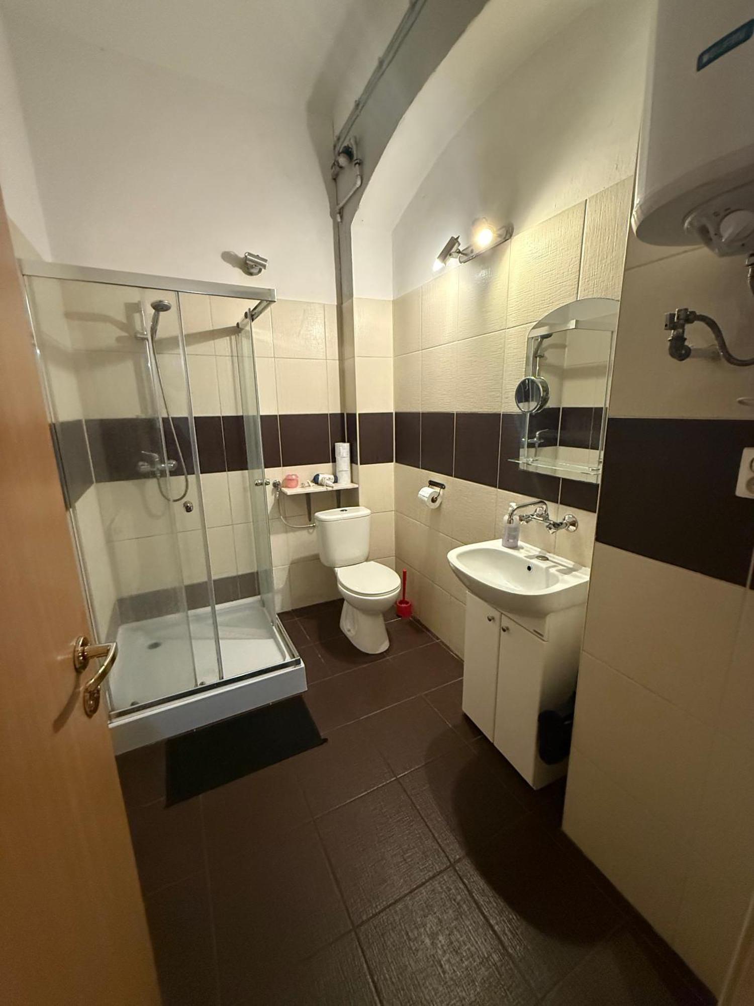 Apartmán Studio Red And White Lodž Exteriér fotografie